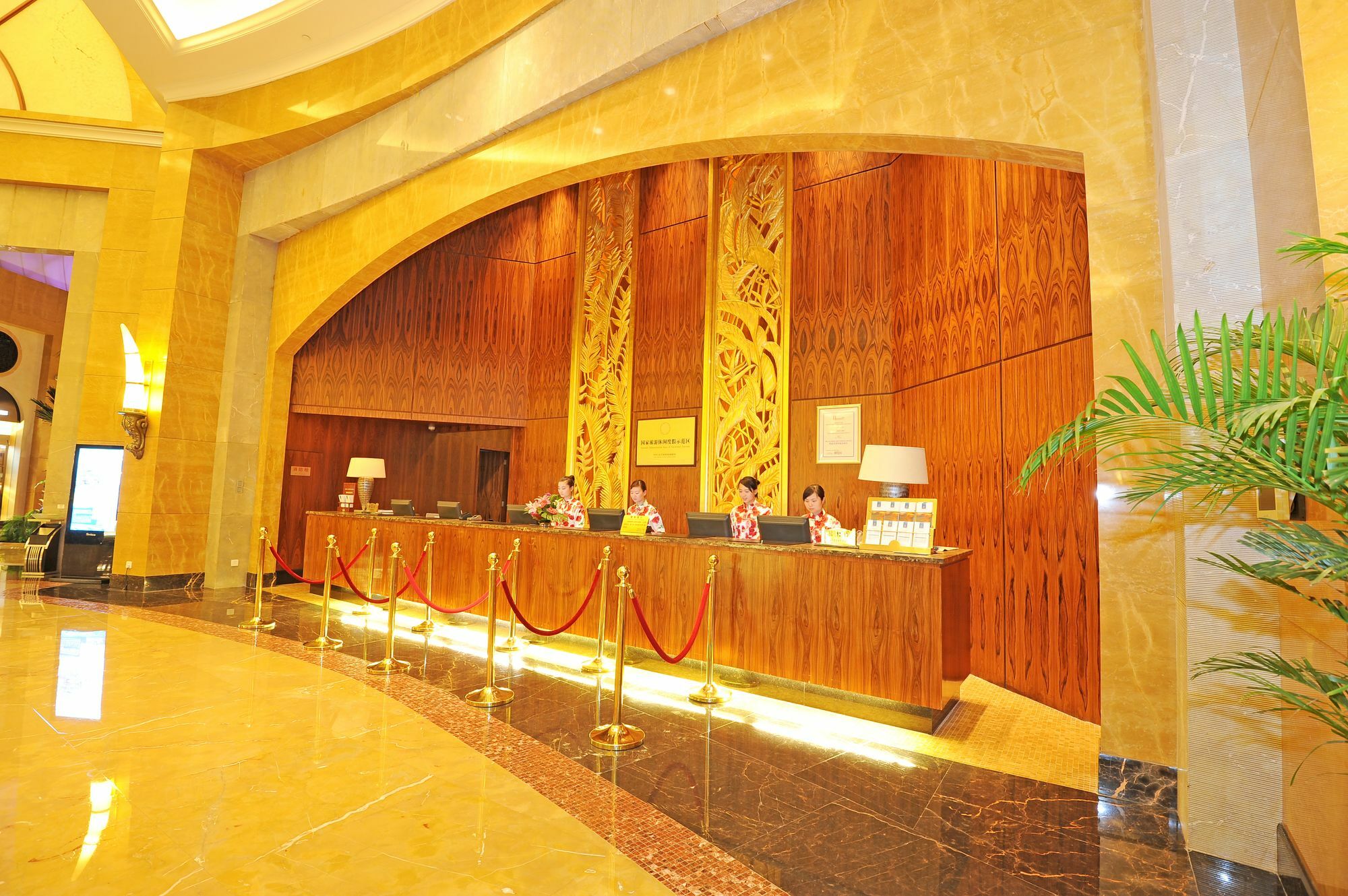 Ocean Spring Grand Metropark Hotel Zhuhai Dış mekan fotoğraf